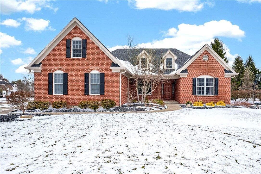 Property Photo: 1646 Fairway Crest OH 45140