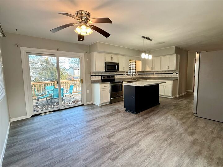 Property Photo:  1202 Florida Avenue  IL 62521 