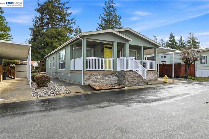 Property Photo:  3231 Vineyard Ave Spc 93  CA 94566 