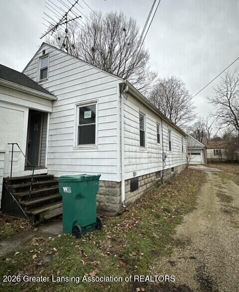 Property Photo:  1527 Robertson Avenue  MI 48915 