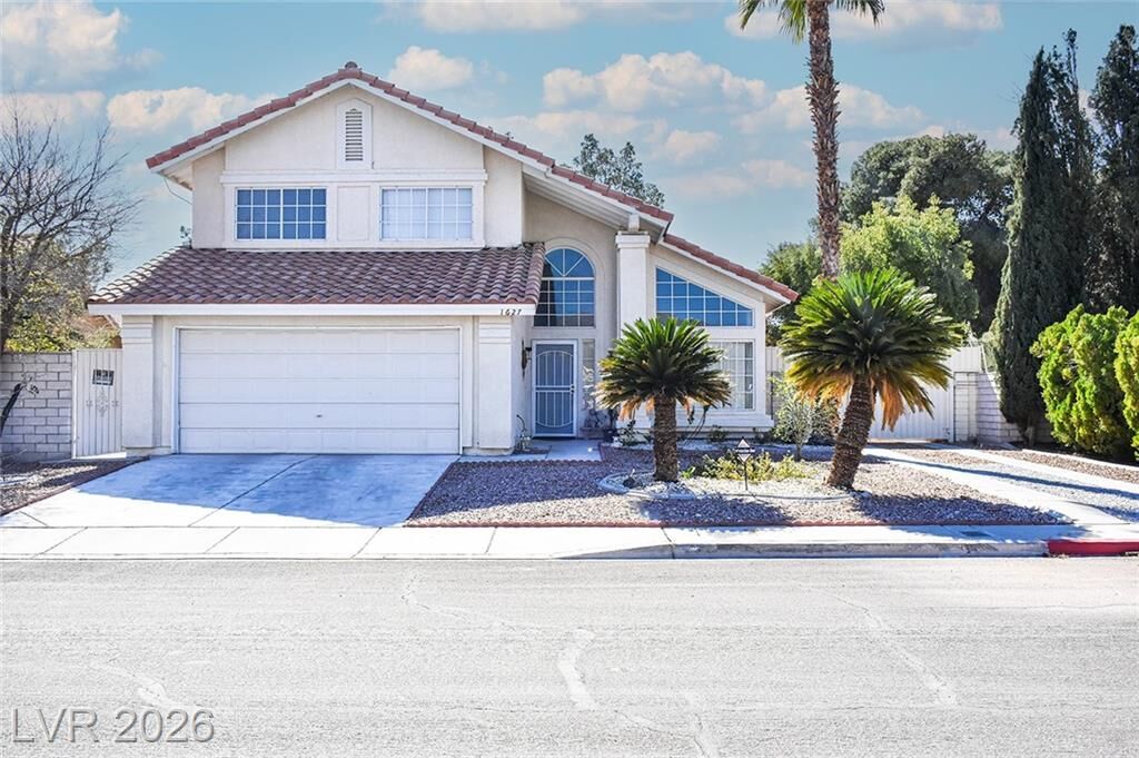 Property Photo: 1627 Heather Oaks Way NV 89031