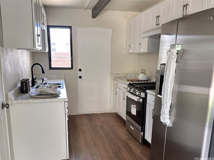 Property Photo:  87-150 Helelua Place 6  HI 96792 