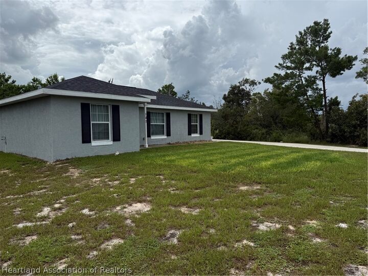 Property Photo:  107 Elba Drive NE  FL 33852 