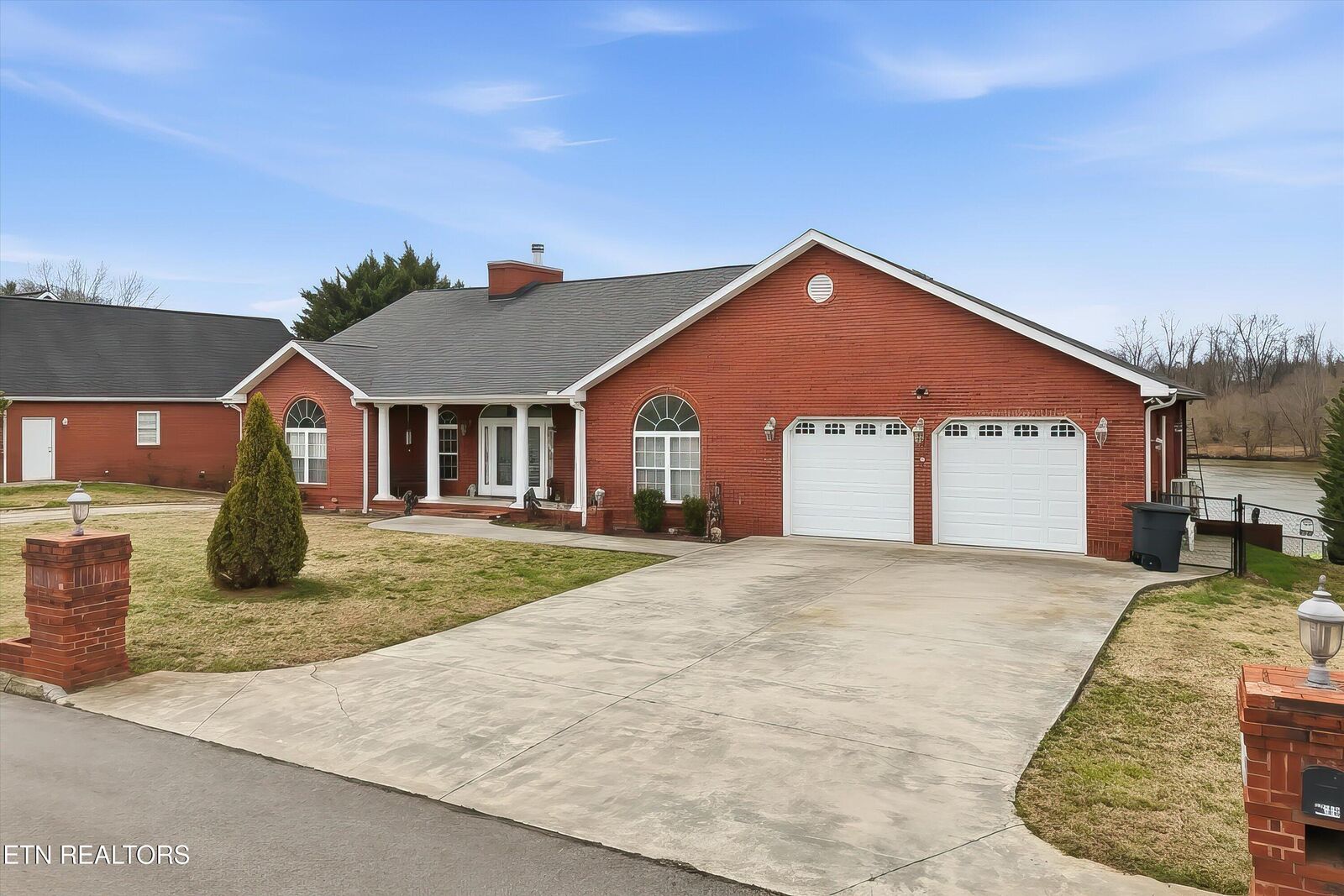 Property Photo:  1849 River Vista Circle  TN 37876 