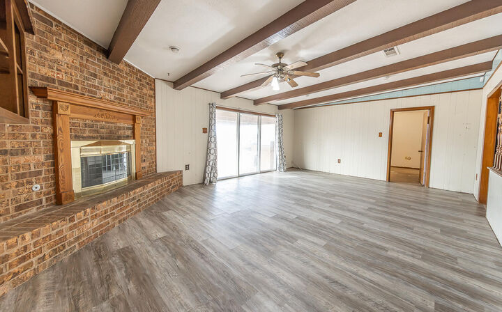 Property Photo: 505 Owen Street TX 79403