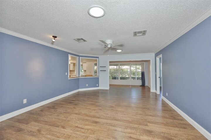 Property Photo: 1612 Leland Drive FL 33573