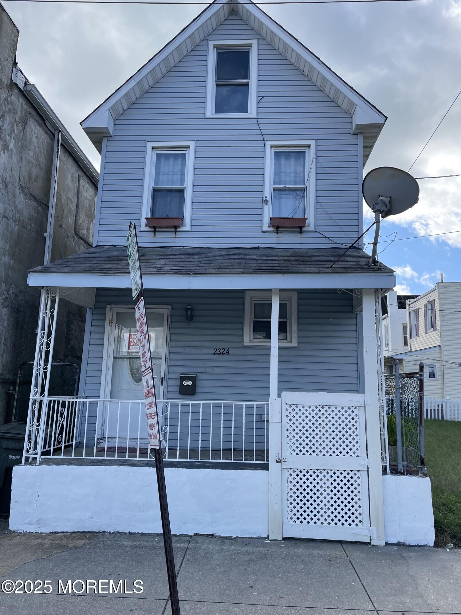 Property Photo:  2324 Fairmount Avenue  NJ 08401 