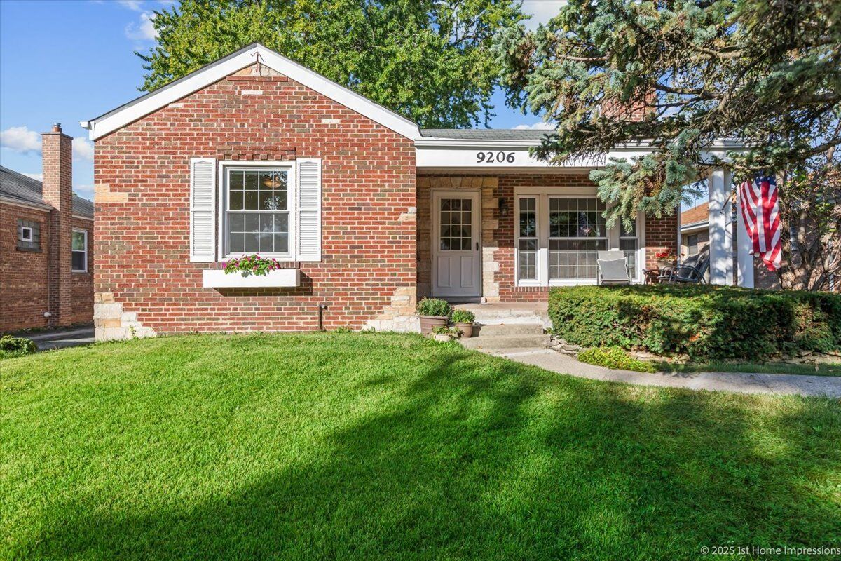 Property Photo:  9206 S Troy Avenue  IL 60805 