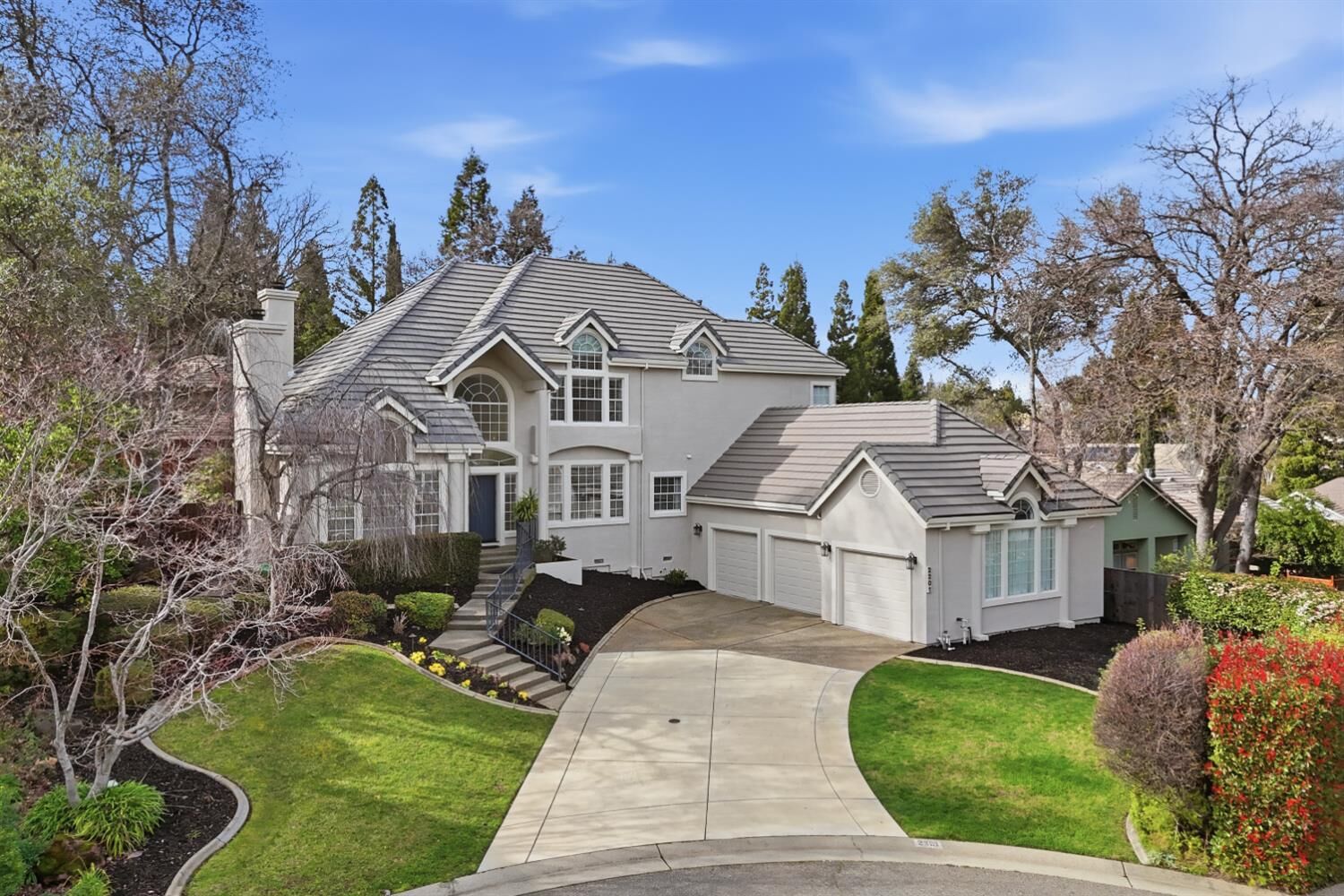 Property Photo: 2201 Ellesworth Place CA 95762