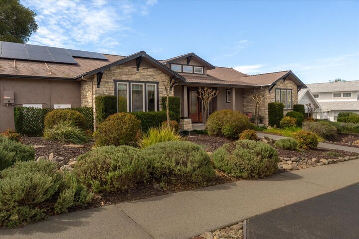 Property Photo: 576 Chimney Hill Court CA 95222