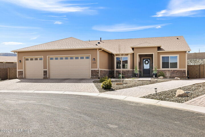 Property Photo:  4946 N Combs Court  AZ 86314 