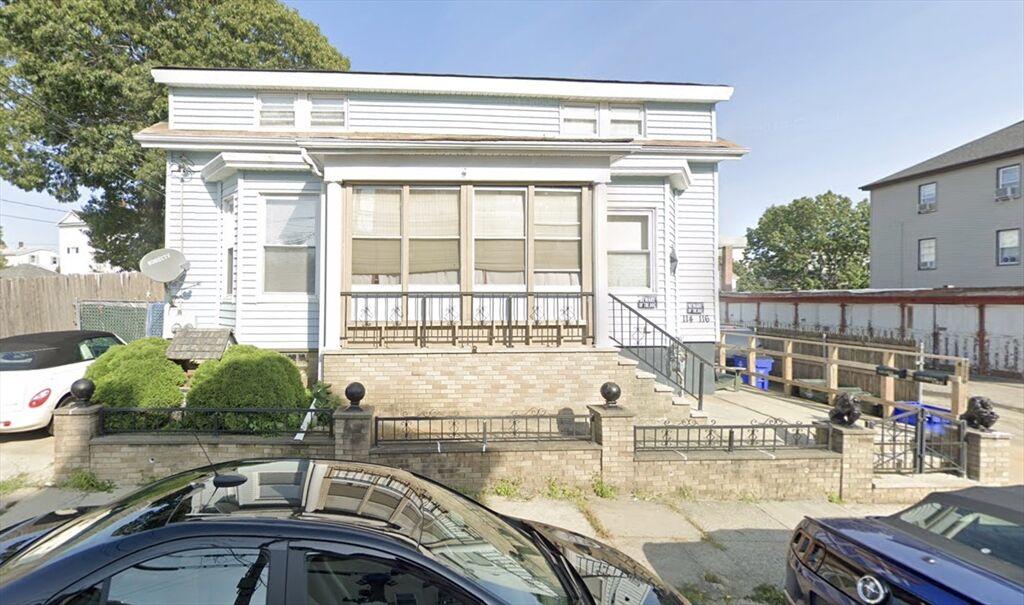 Property Photo: 116 Irving St MA 02723