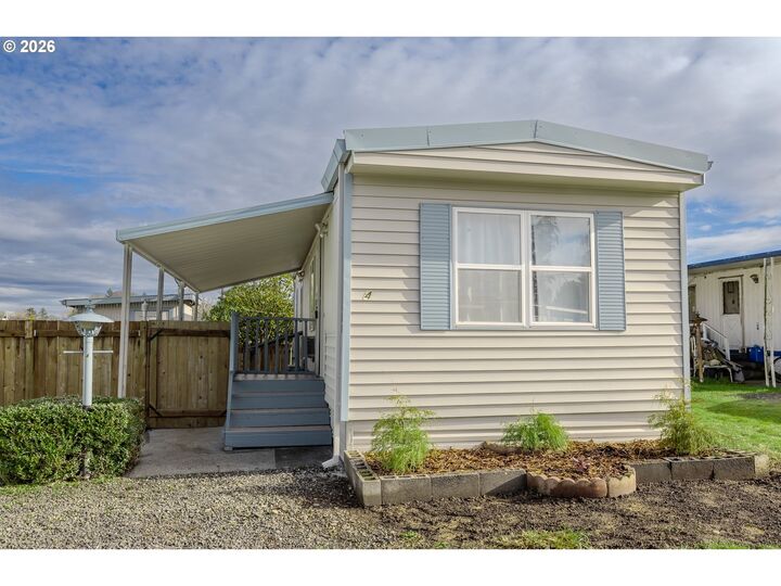 Property Photo:  34774 Millard Rd 4  OR 97053 