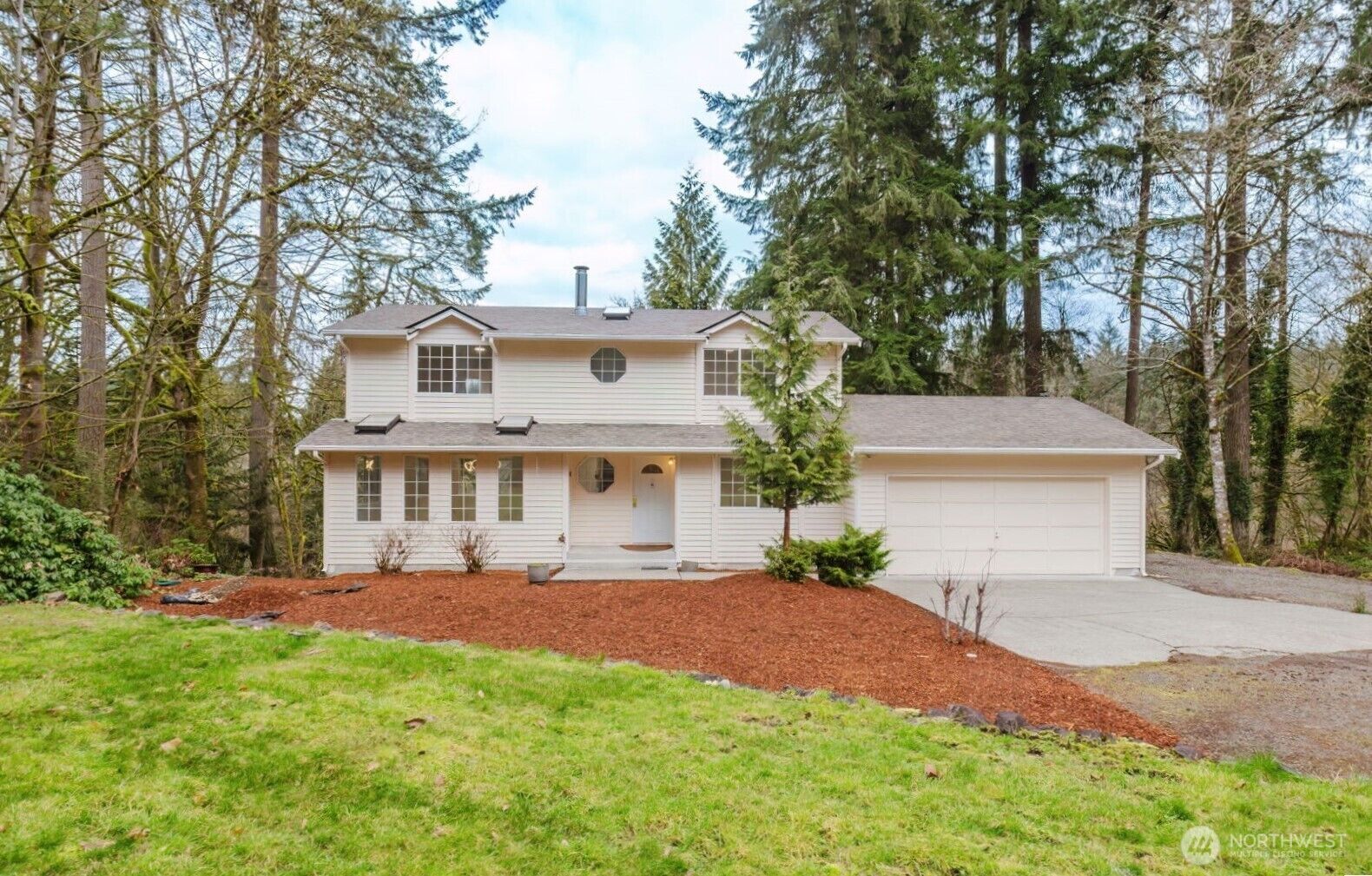 Property Photo: 16326 SE Auburn-Black Diamond Road WA 98092