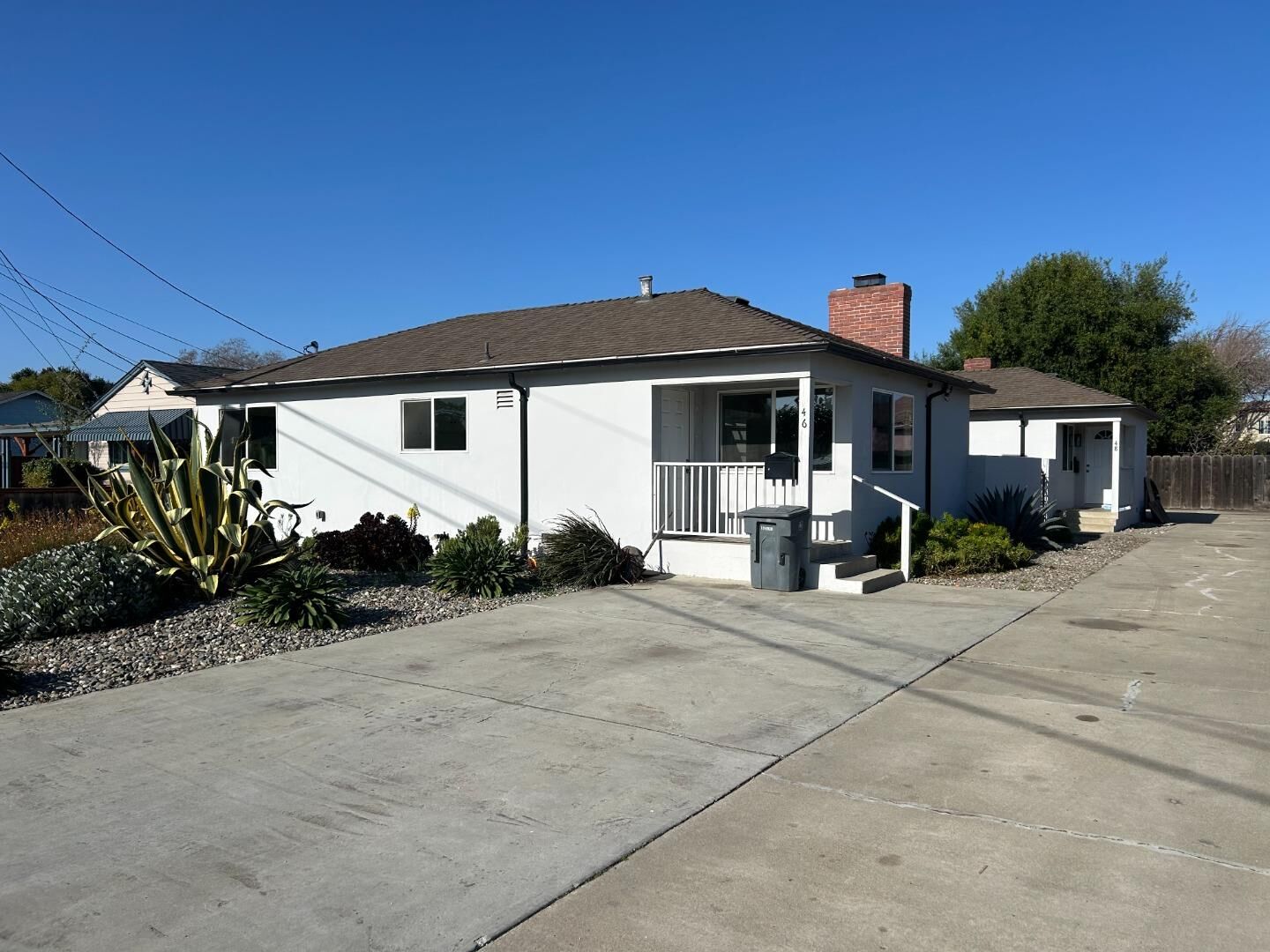 Property Photo:  46 W. Acacia Street  CA 93901 