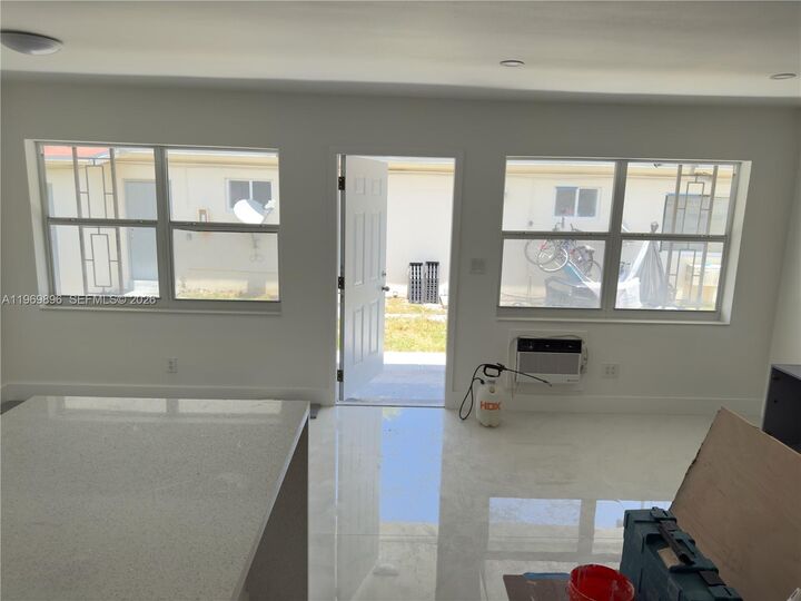 Property Photo:  2191 NE 167th St 4  FL 33162 