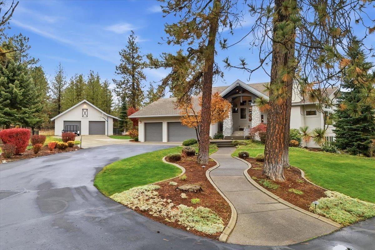 Property Photo:  1813 E Estates Rd  WA 99224 