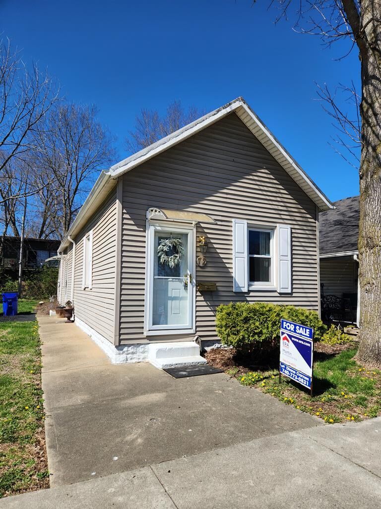 Property Photo:  72 Hickory St.  OH 45601 