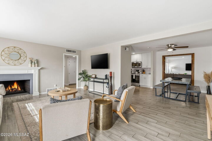 Property Photo: 2733 E Manchester Street AZ 85716