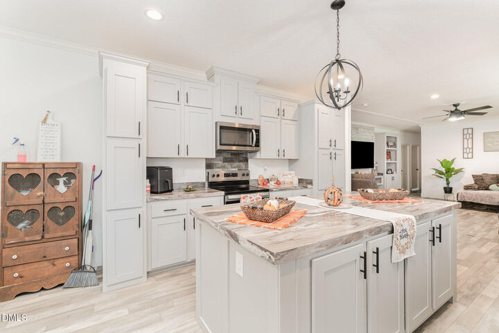 Property Photo:  5204 Carr Road  NC 27896 