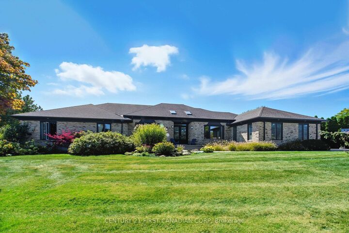 Property Photo:  768 Franklinway Crescent  ON N6G 5C8 