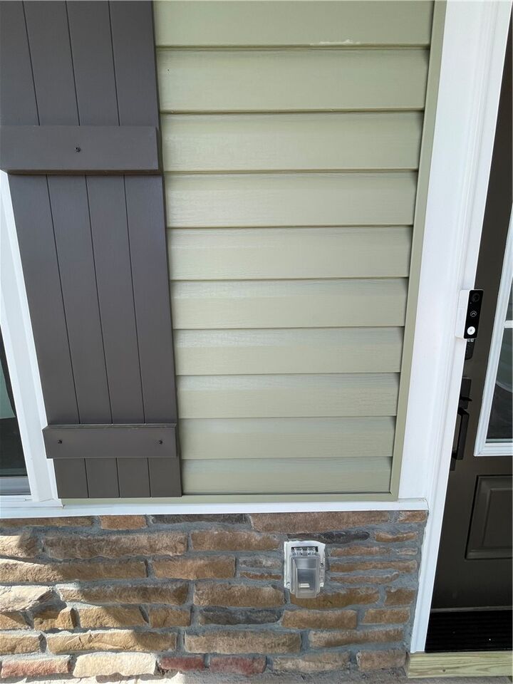 Property Photo:  18 Gateway Drive  SC 29630 