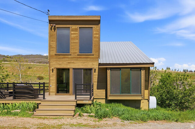Property Photo:  4553 Balsam Dr  UT 84098 