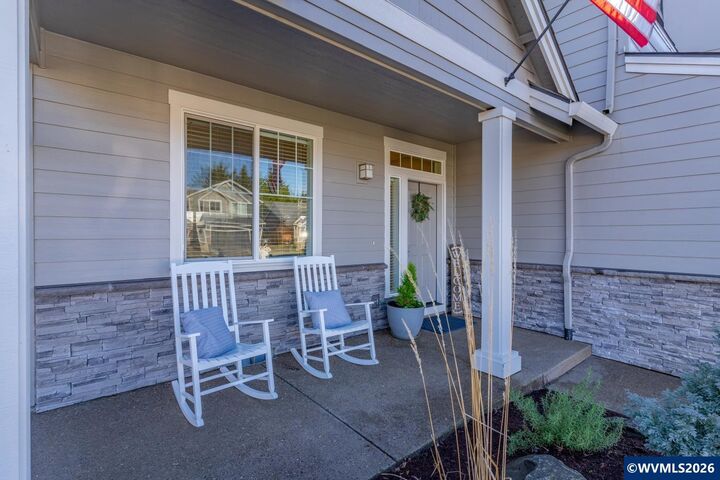 Property Photo:  9824 Elk St  OR 97325 