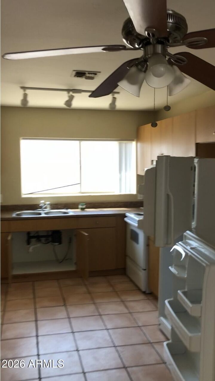 Property Photo: 1235 E Wood Street AZ 85040