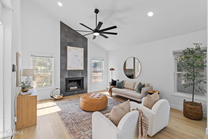 Property Photo: 5508 E Cambridge Avenue AZ 85008