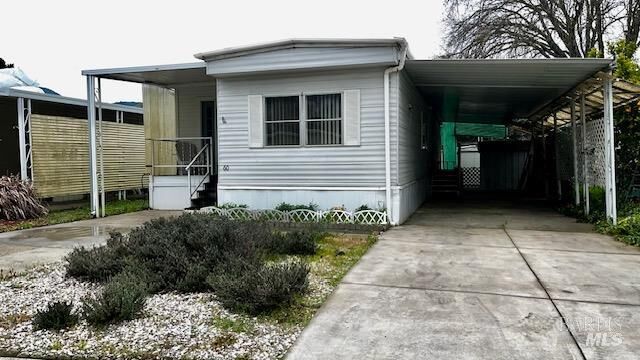 Property Photo:  660 Leslie Street 60  CA 95482 