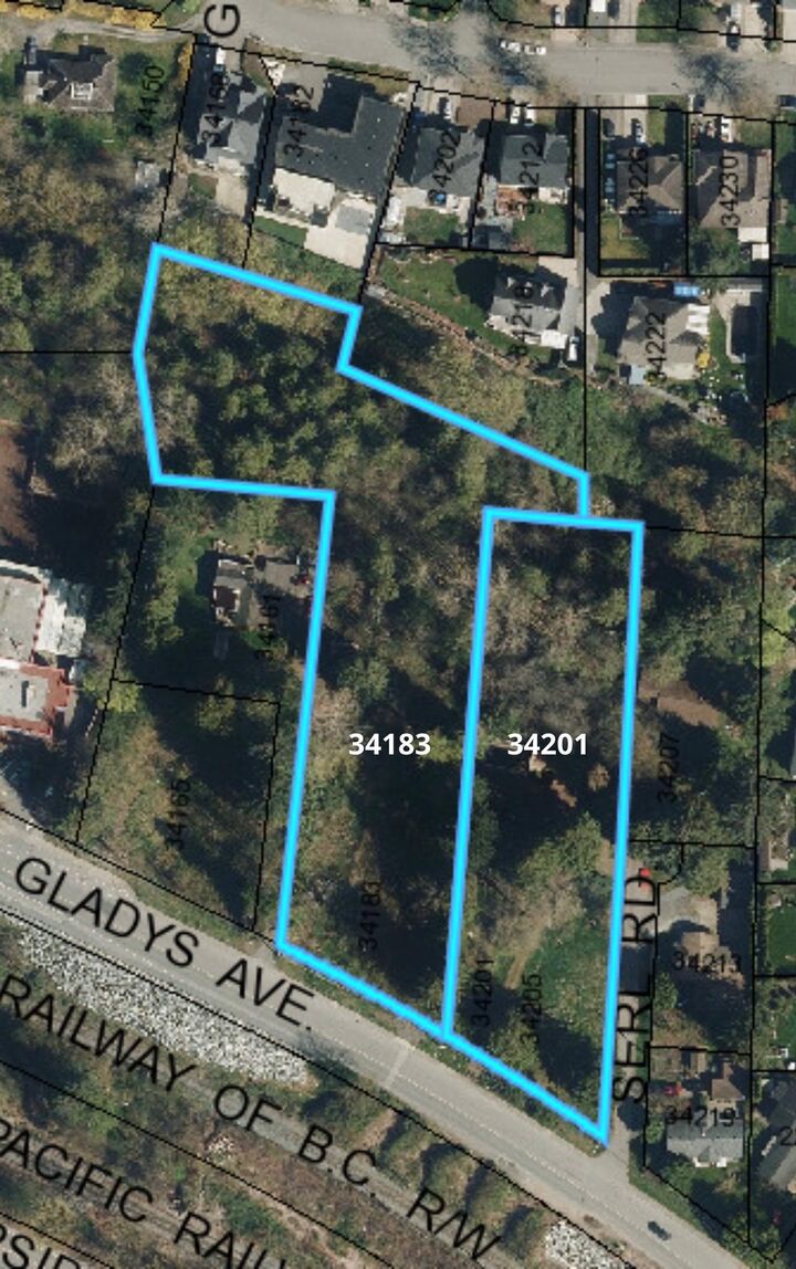34201 Gladys Avenue — photo 1