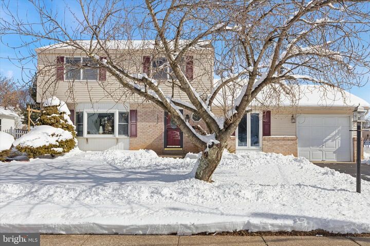 Property Photo:  233 Sharpless Road  PA 18966 