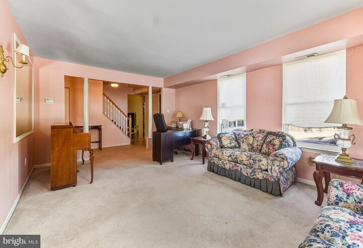 Property Photo:  1724 Lee Court  NJ 08012 
