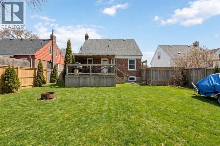 Property Photo:  240 Gibson Street  ON N7T 3N2 