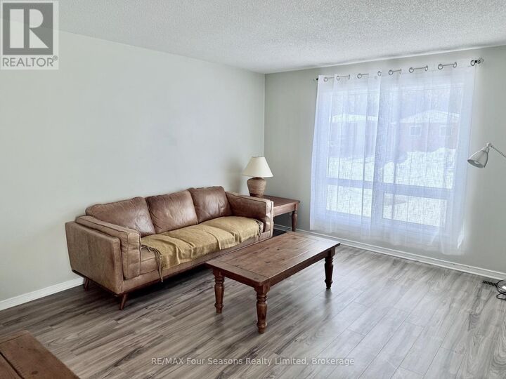 Property Photo:  75 Telfer Road 1  ON L9Y 4S2 