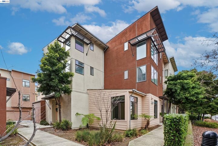 Property Photo:  3289 Berryessa St 5  CA 94303 