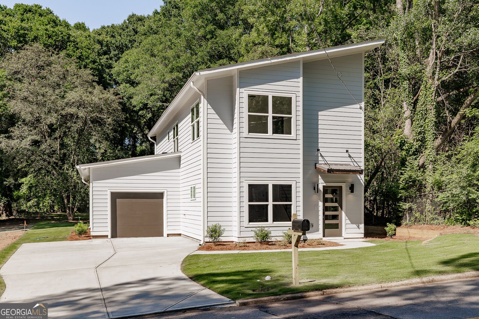 Property Photo: 169 Vine Street GA 30601