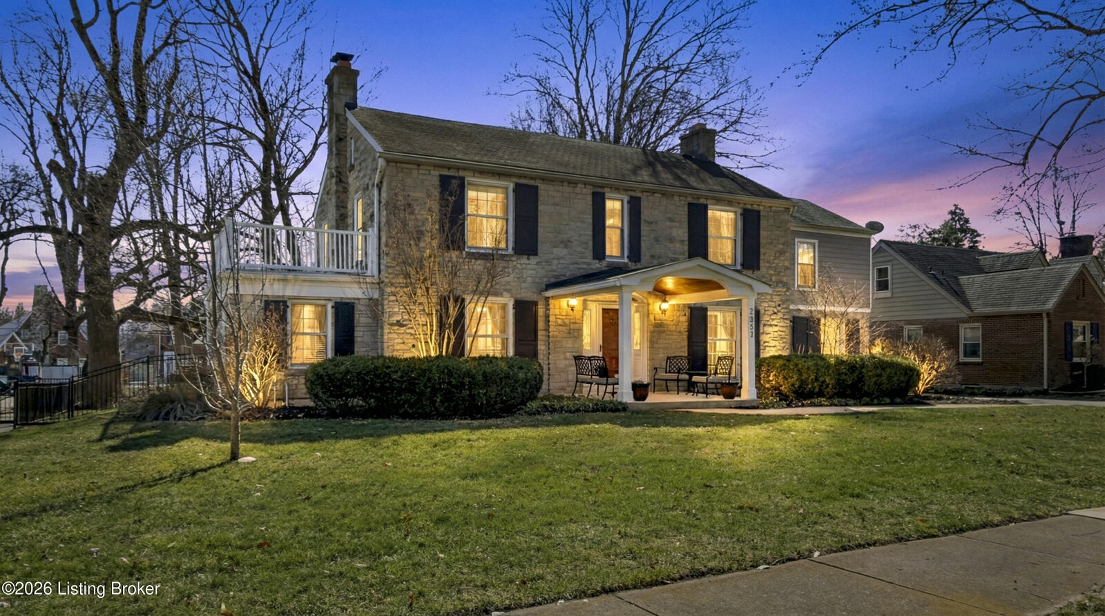 Property Photo:  2020 Strathmoor Blvd  KY 40205 