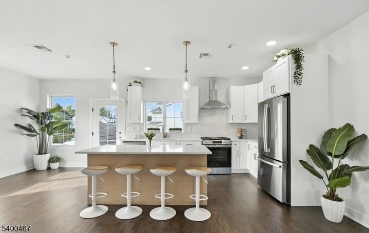 Property Photo:  194 Canterbury Ave  NJ 07031 