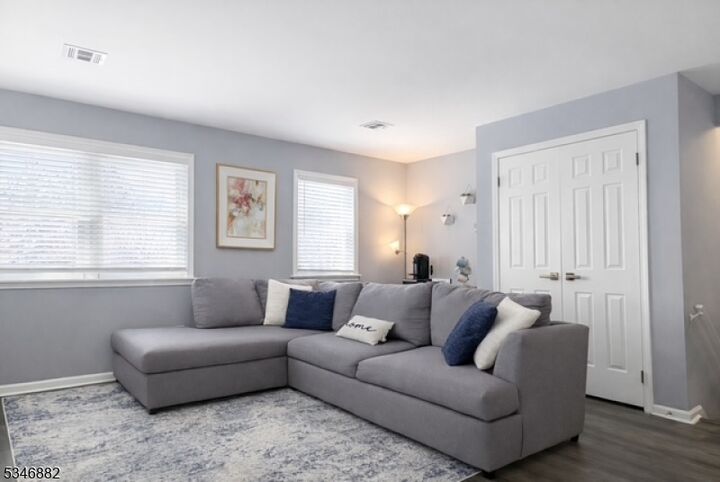 Property Photo:  40 Loantaka Way J  NJ 07940 