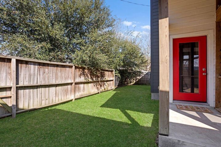Property Photo:  6508 Cohn Street  TX 77091 
