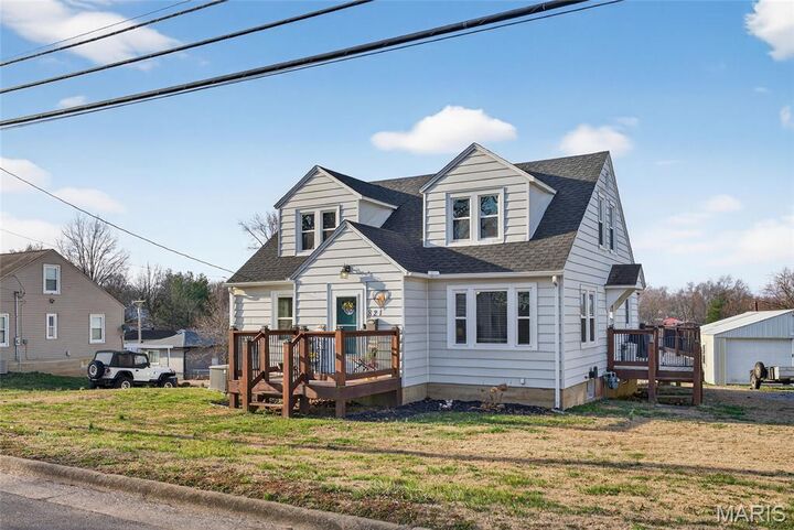 Property Photo:  821 Old Cape Road  MO 63755 
