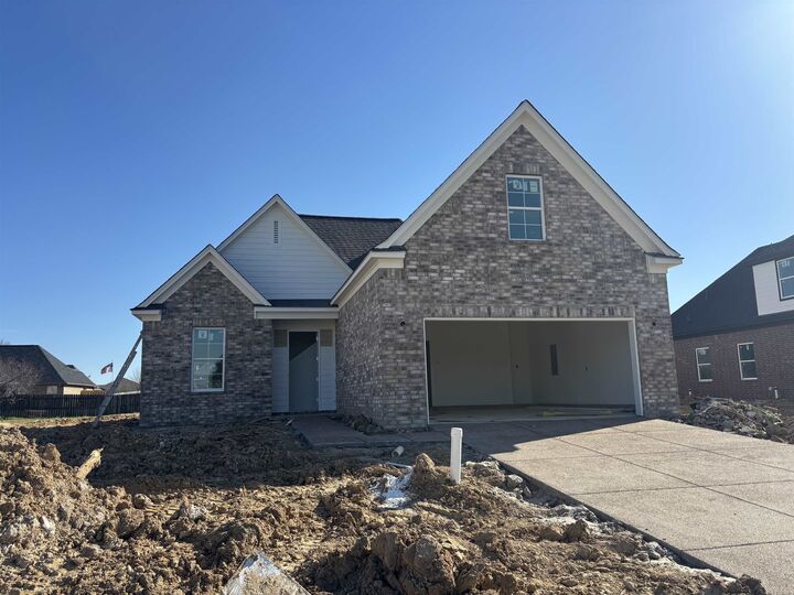 Property Photo:  165 Summer Rose Ln  TN 38068 