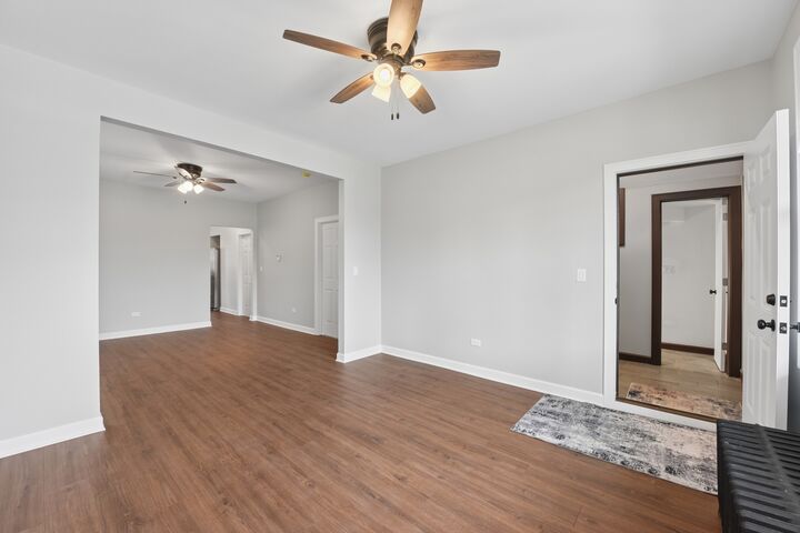 Property Photo: 6938 S Rockwell Street IL 60629