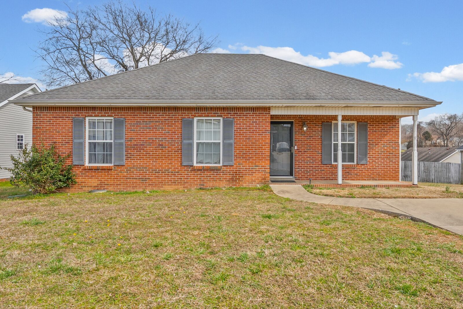 Property Photo:  2804 Russet Ridge Dr  TN 37040 