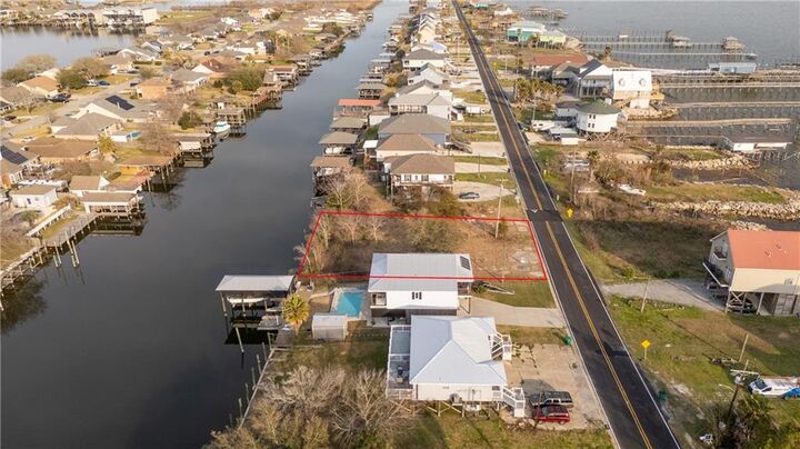 Property Photo: 134 Lakeview Drive LA 70458