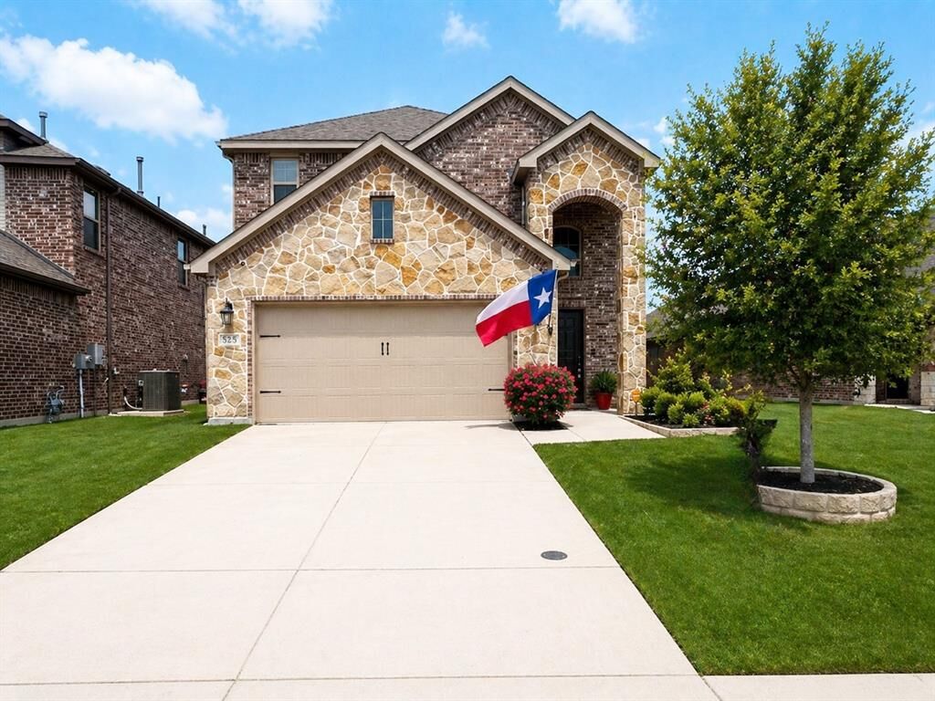 Property Photo: 525 Liliana Lane TX 75409