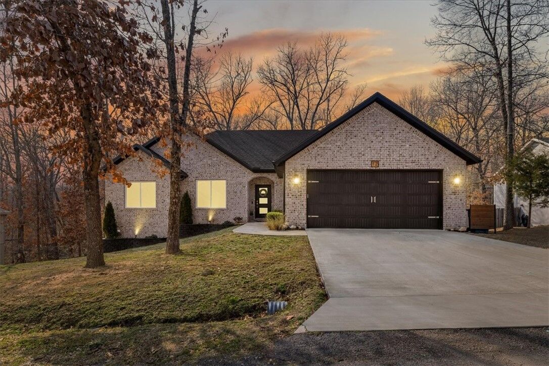 Property Photo:  12 Reighton Drive  AR 72714 