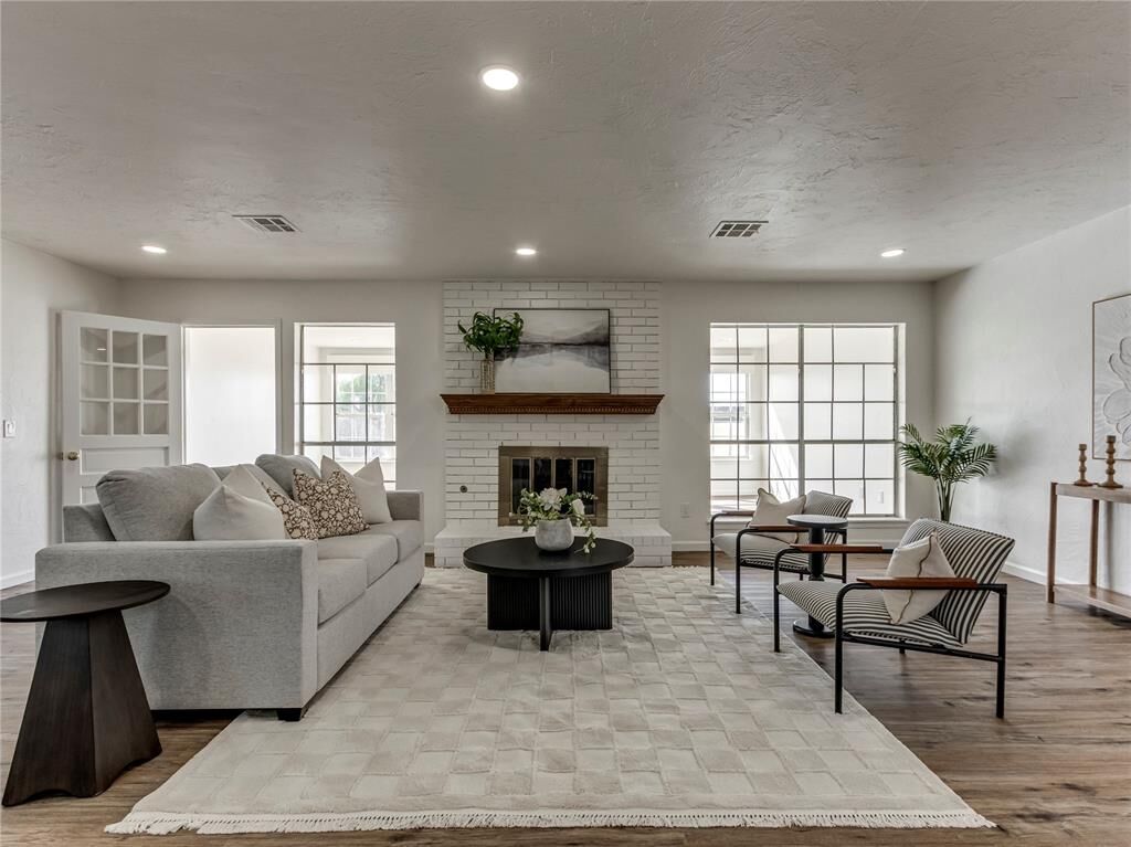 Property Photo: 6724 Cherry Place OK 73127